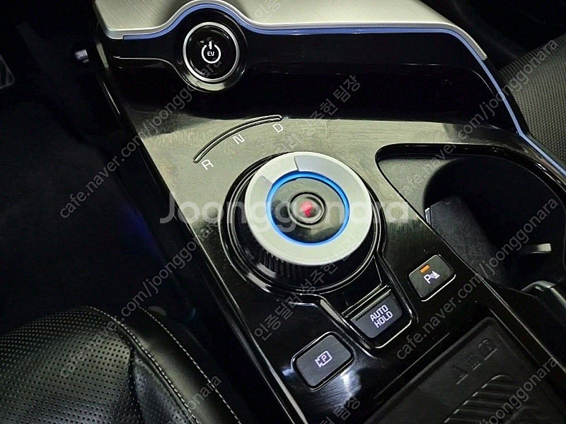 EV6 중고 EV6 중고차 흰색 2022년식 64,840km 롱레인지 어스 수원중고차--9